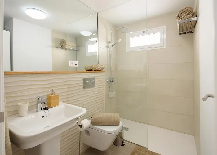 Purple Volcano - Pool And Gym In Sport Center Fariones Included By Lanzarote Ferienhaus