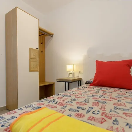 Holiday home Purple Volcano- Pool, Gym And Activities In Sport Center Fariones Included *